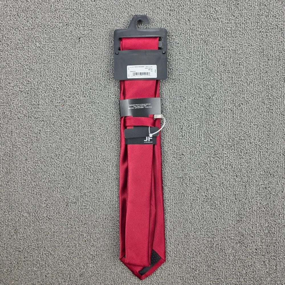 J.Ferrar Tie Bar Set Mens Burgundy Red Satin Modern Microfiber Necktie 2.75